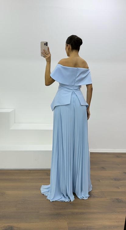 Baby Blue Boat Neck Pleated Formal Jumpsuit