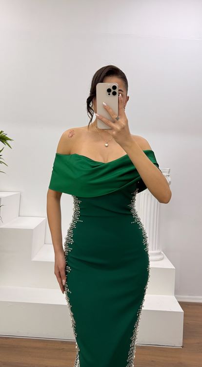 Emerald Boat Neck Evening Dress with Stone Details