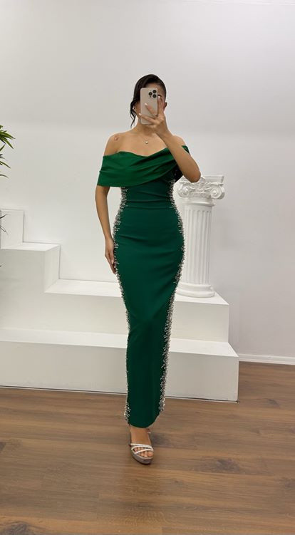 Emerald Boat Neck Evening Dress with Stone Details