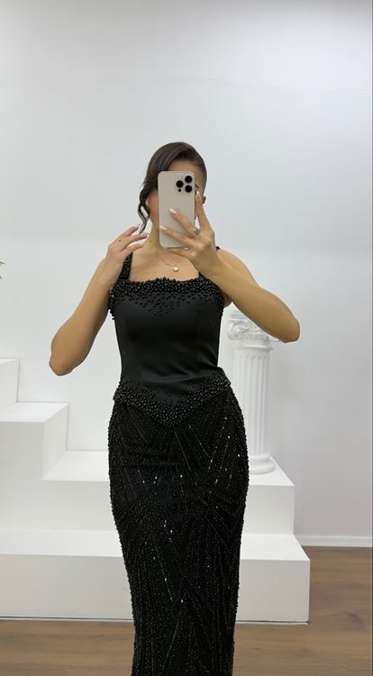 Siyah Boncuk İşlemeli Abiye Elbise