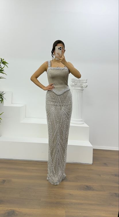 Taş Boncuk İşlemeli Abiye Elbise