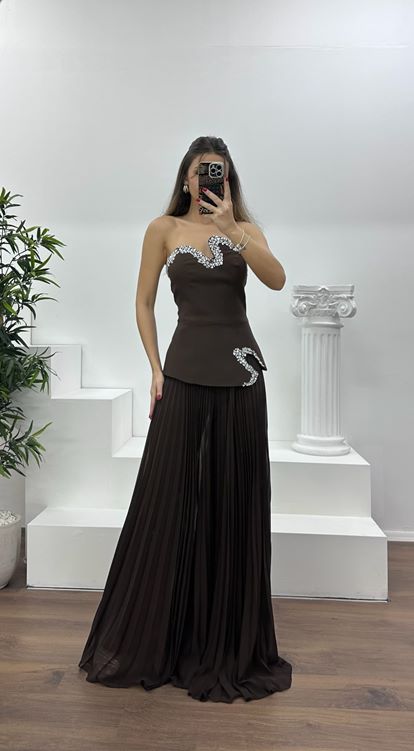 Kahverengi Straplez  Asimetrik Desen Taşlı Abiye Tulum