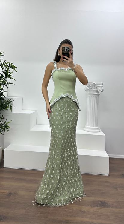 Haki Kare Yaka Boncuklu Uzun Abiye Elbise