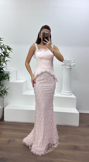 Pudra Kare Yaka Boncuklu Uzun Abiye Elbise