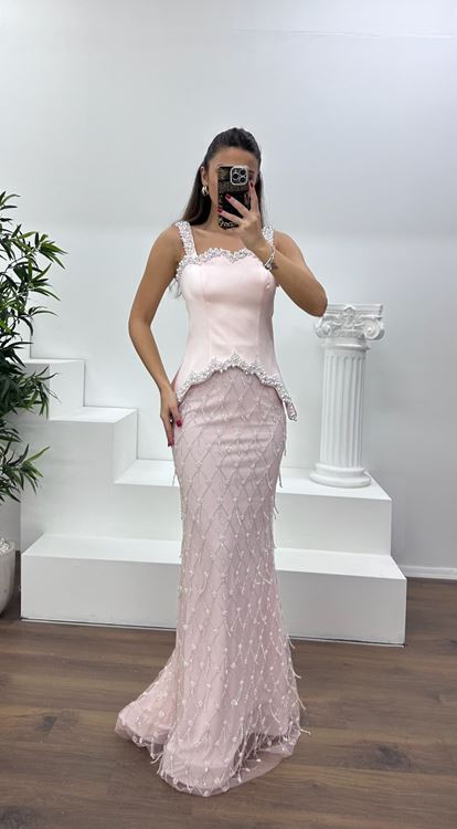 Pudra Kare Yaka Boncuklu Uzun Abiye Elbise