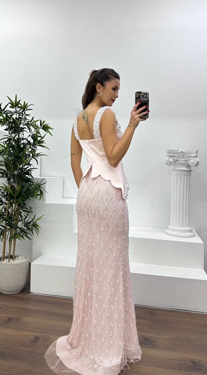Pudra Kare Yaka Boncuklu Uzun Abiye Elbise