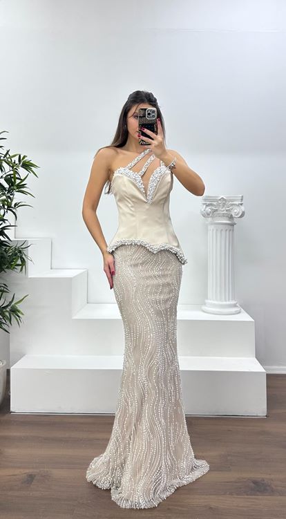 Bej Asimetrik Kesim Tek Omuz Abiye Elbise