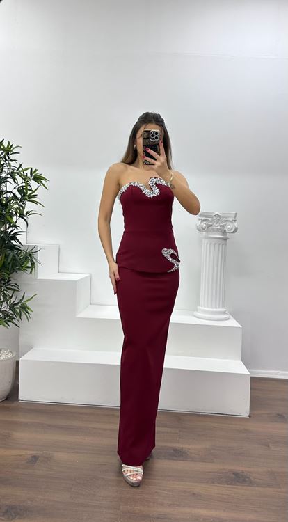 Bordo Asimetrik Kesim Straplez Kalem Abiye Elbise