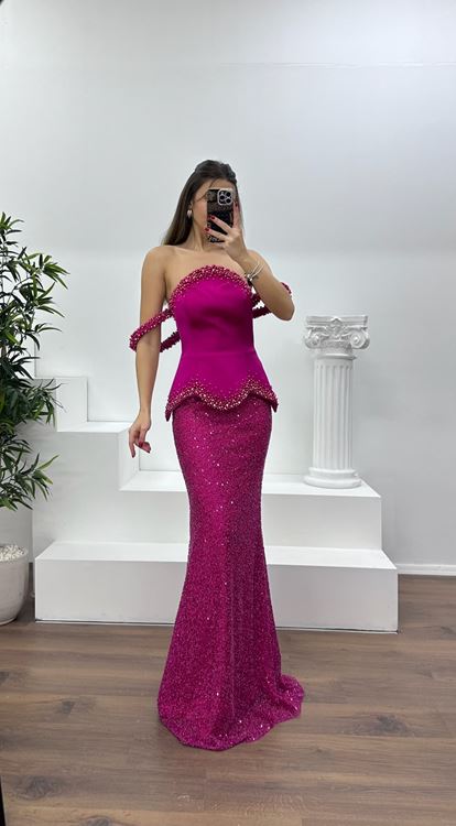 Fuşya Kolları  Boncuklu Straplez Abiye Elbise