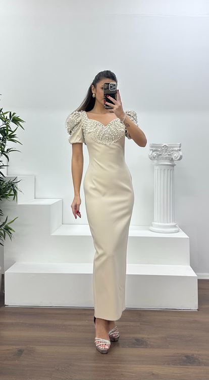 Bej Balon Kol Yakası İşlemeli Abiye Elbise