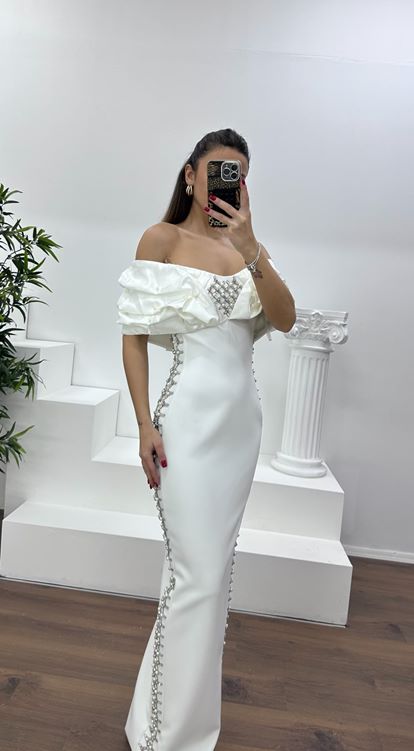 Kemik Kayık Yaka Taşlı Abiye Elbise