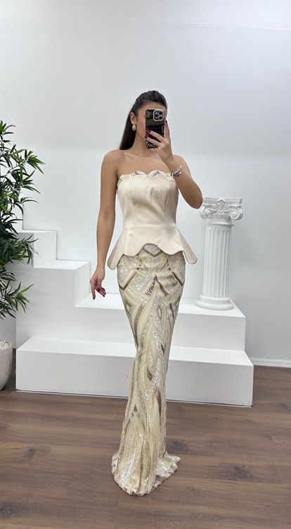 Bej Straplez Boncuk  İşlemeli Abiye Elbise