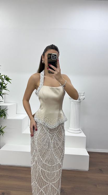 Bej Halter Yaka İnci Detay  Abiye Elbise