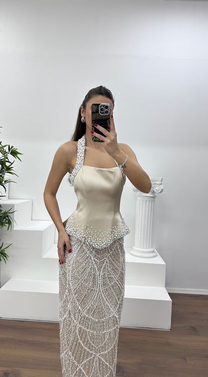 Bej Halter Yaka İnci Detay  Abiye Elbise