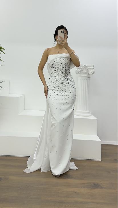 Kemik Straplez Boncuk İşlemeli Abiye Elbise