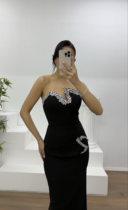 Siyah Asimetrik Kesim Straplez Kalem Abiye Elbise