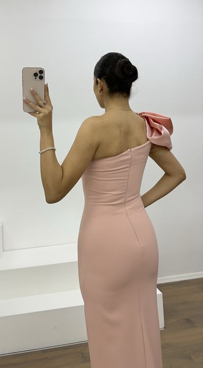 Pudra Tek Omuz Fiyonk Detaylı Straplez Kalem Abiye Elbise