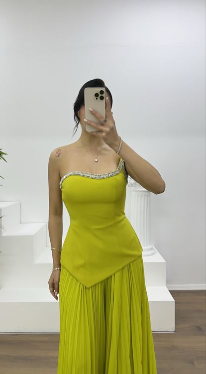 Fıstık Yeşili Taş İşlemeli Etek Kısmı Şifon Piliseli Abiye Tulum