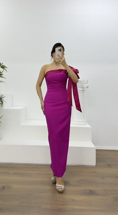 Fuşya Omzu Fiyonk Detaylı Kalem Abiye Elbise