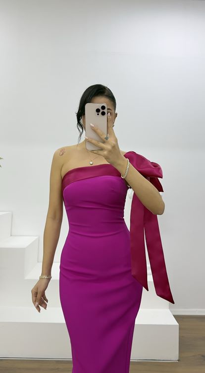 Fuşya Omzu Fiyonk Detaylı Kalem Abiye Elbise