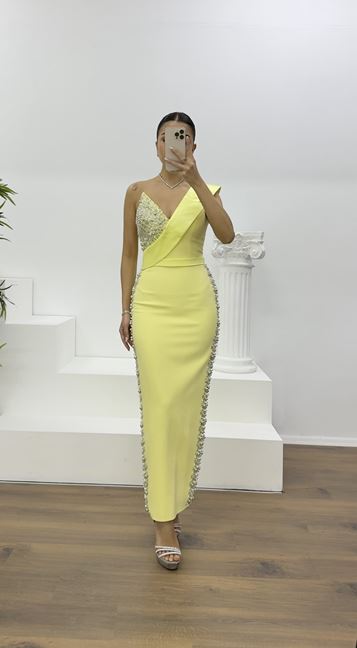 Sarı Kruvaze Yaka Taş İşlemeli Abiye Elbise