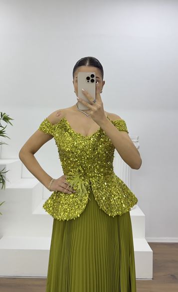 Haki Pul Payet Kayık Yaka Piliseli Abiye Elbise