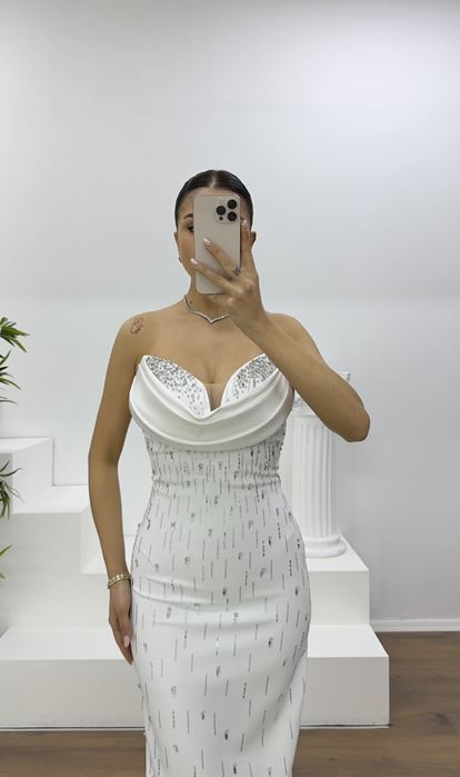 Pudra Drapeli Straplez Ve Taş İşlemeli Abiye Elbise