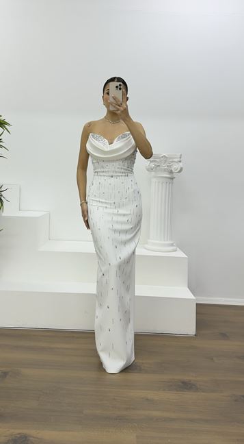 Pudra Drapeli Straplez Ve Taş İşlemeli Abiye Elbise