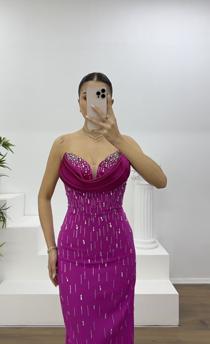 Fuşya Drapeli Straplez Ve Taş İşlemeli Abiye Elbise