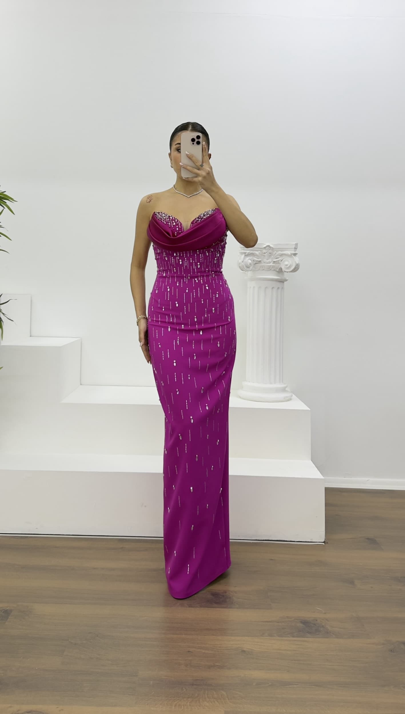 Fuşya Drapeli Straplez Ve Taş İşlemeli Abiye Elbise