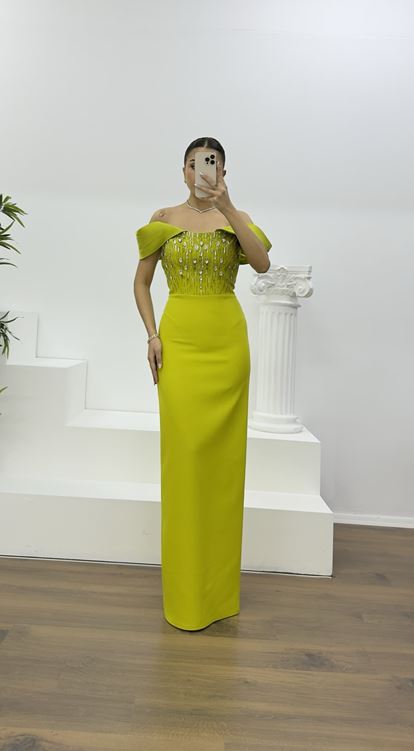 Fıstık Yeşili Kristal Işıltılı Omuz Detaylı Abiye Elbise