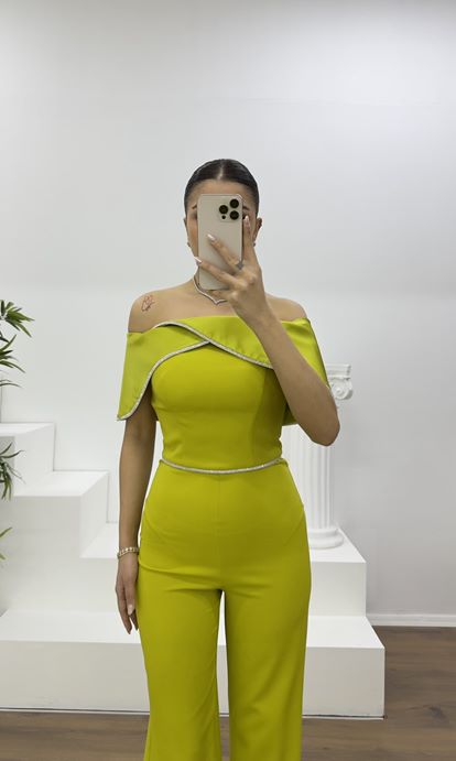 Fıstık Yeşili Kayık Yaka Taş Detay Abiye Tulum