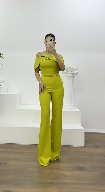 Fıstık Yeşili Kayık Yaka Taş Detay Abiye Tulum