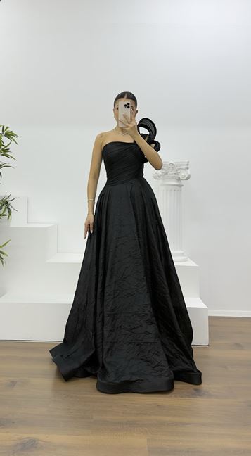 Black One-Shoulder Taffeta Evening Dress