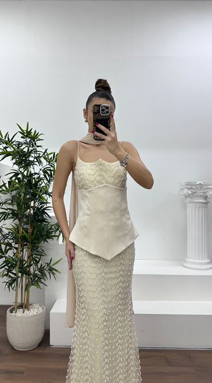 Bej Straplez Korse Detay İşlemeli Abiye Elbise