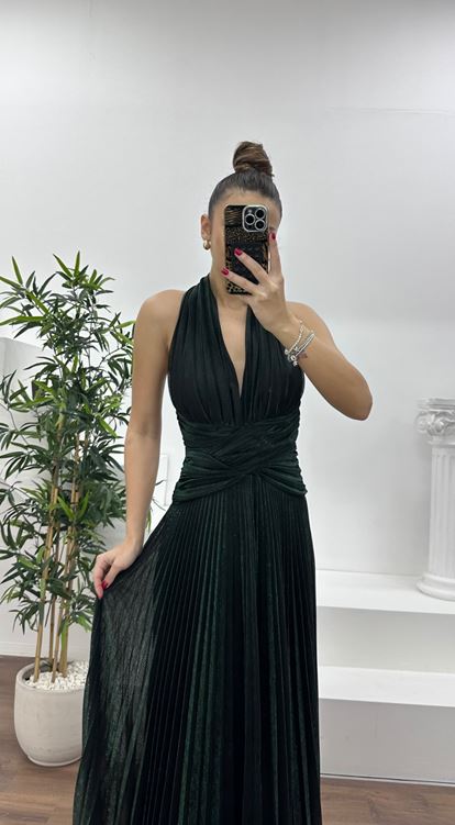 Zümrüt Halter Yaka Simli Piliseli Abiye Elbise