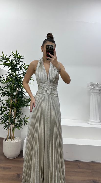 Gold Halter Yaka Simli Piliseli Abiye Elbise