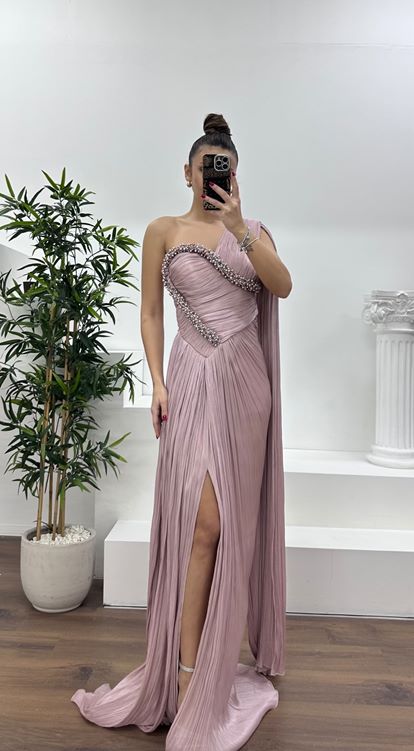 Gül Kurusu Tek Omuz İnci İşlemeli Şifon Abiye Elbise