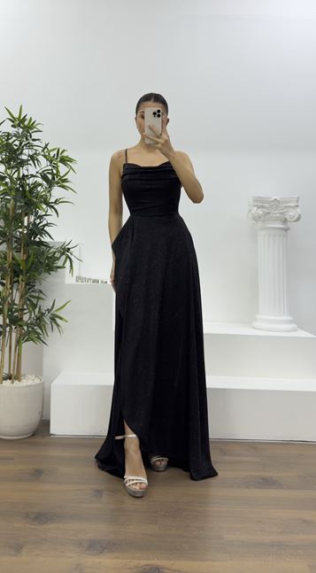 Siyah Askılı Simli Drapeli Yaka Abiye Elbise