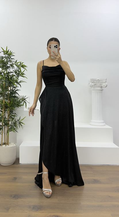 Siyah Askılı Simli Drapeli Yaka Abiye Elbise