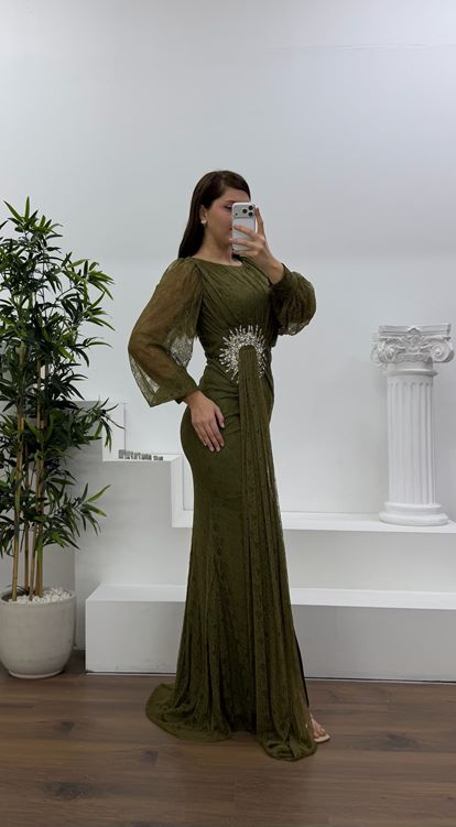 Haki Yumuşak Dantel Dokulu,  Taş Aplikeli Büyük Beden Abiye Elbise