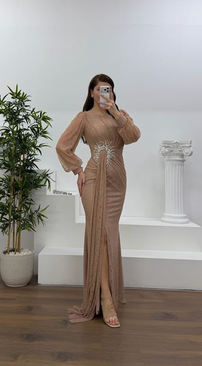 Pudra Yumuşak Dantel Dokulu,  Taş Aplikeli Büyük Beden Abiye Elbise