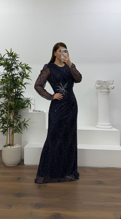 Lacivert Yıldız Boncuk İşlemeli Kolları Tül  Detaylı Büyük Beden Abiye Elbise