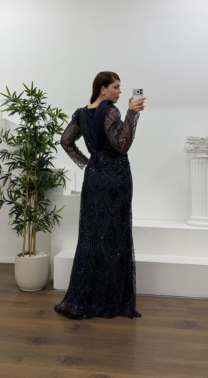 Lacivert Yıldız Boncuk İşlemeli Kolları Tül  Detaylı Büyük Beden Abiye Elbise