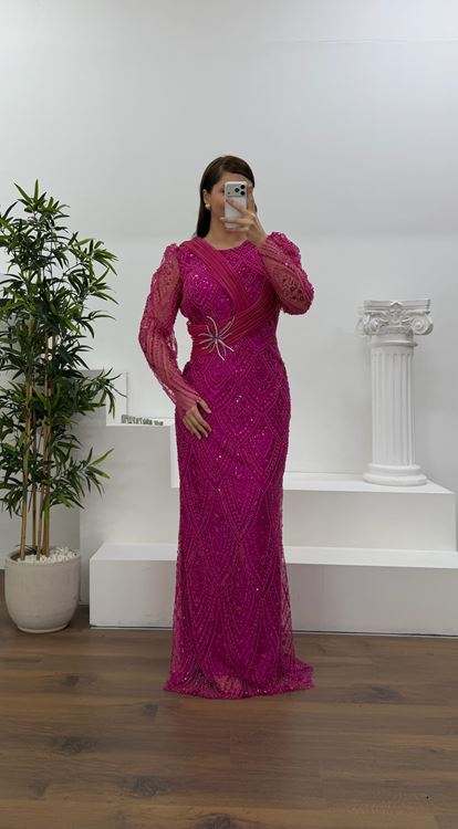 Fuşya Yıldız Boncuk İşlemeli Kolları Tül  Detaylı Büyük Beden Abiye Elbise