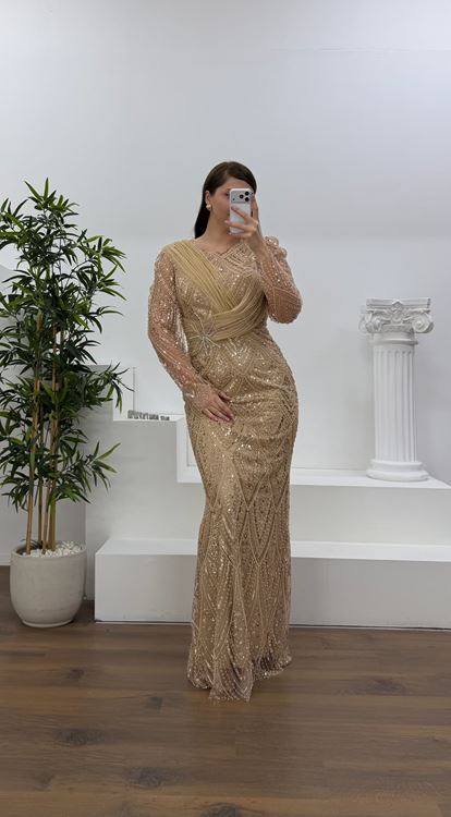 Gold Yıldız Boncuk İşlemeli Kolları Tül  Detaylı Büyük Beden Abiye Elbise