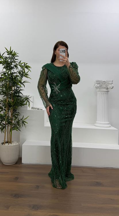 Yeşil Yıldız Boncuk İşlemeli Kolları Tül  Detaylı Büyük Beden Abiye Elbise