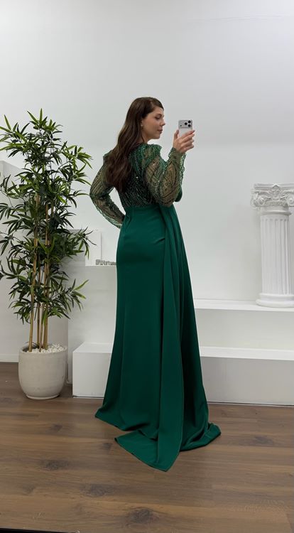 Yeşil İşlemeli  Bel Detaylı Şifon Büyük Beden  Abiye Elbise