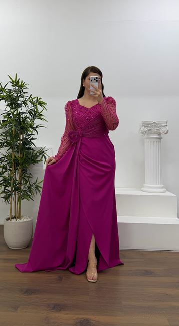 Fuşya İşlemeli  Bel Detaylı Şifon Büyük Beden  Abiye Elbise