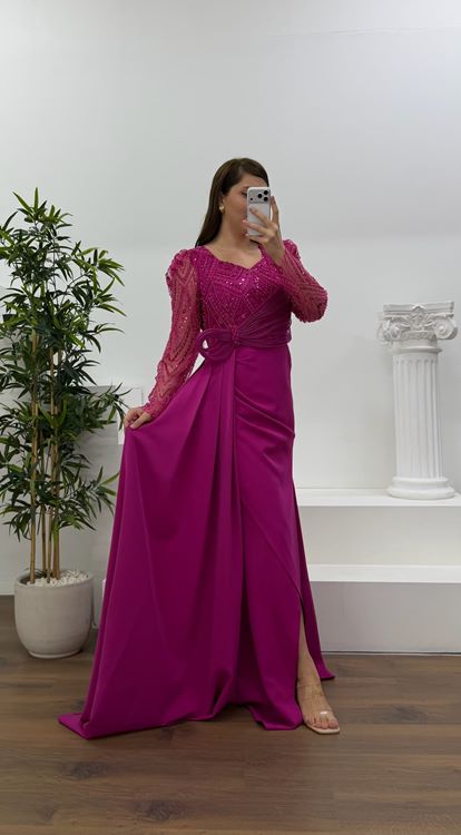 Fuşya İşlemeli  Bel Detaylı Şifon Büyük Beden  Abiye Elbise